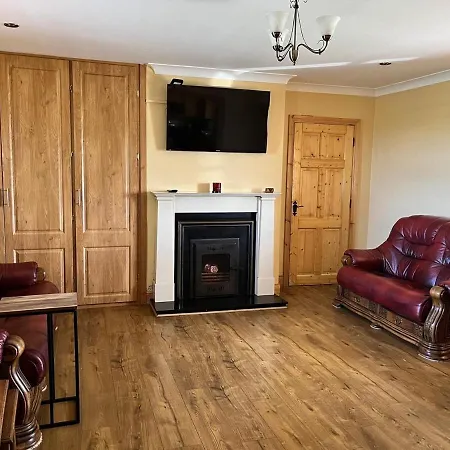 3 Bedroom In Miltown Malbay Semesterbostad