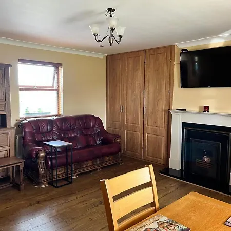 Holiday home 3 Bedroom In Miltown Malbay