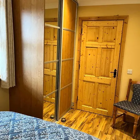 Holiday home 3 Bedroom In Miltown Malbay