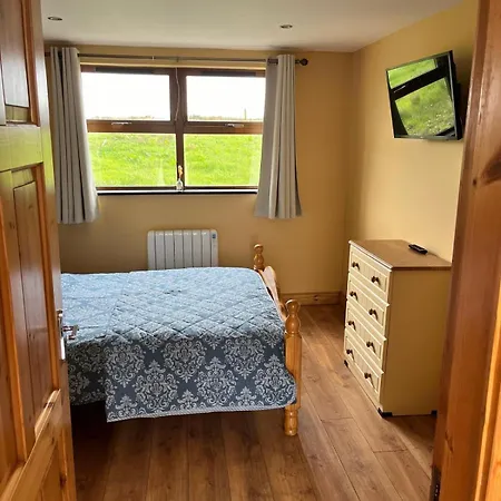 3 Bedroom In Miltown Malbay *