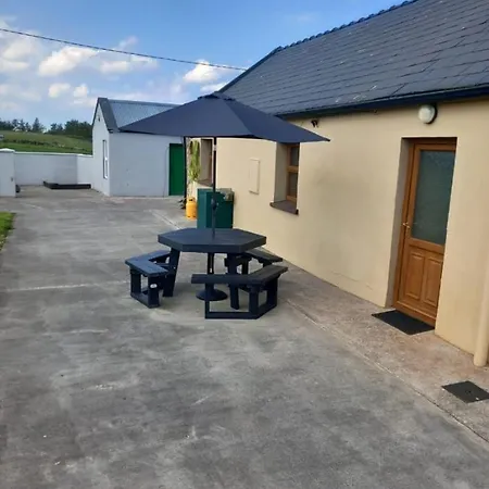 3 Bedroom In Miltown Malbay * Hogan's Bridge