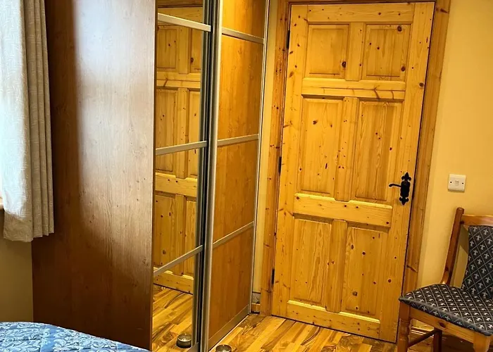 Holiday home 3 Bedroom In Miltown Malbay