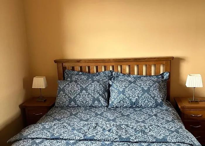 3 Bedroom In Miltown Malbay * Hogan's Bridge